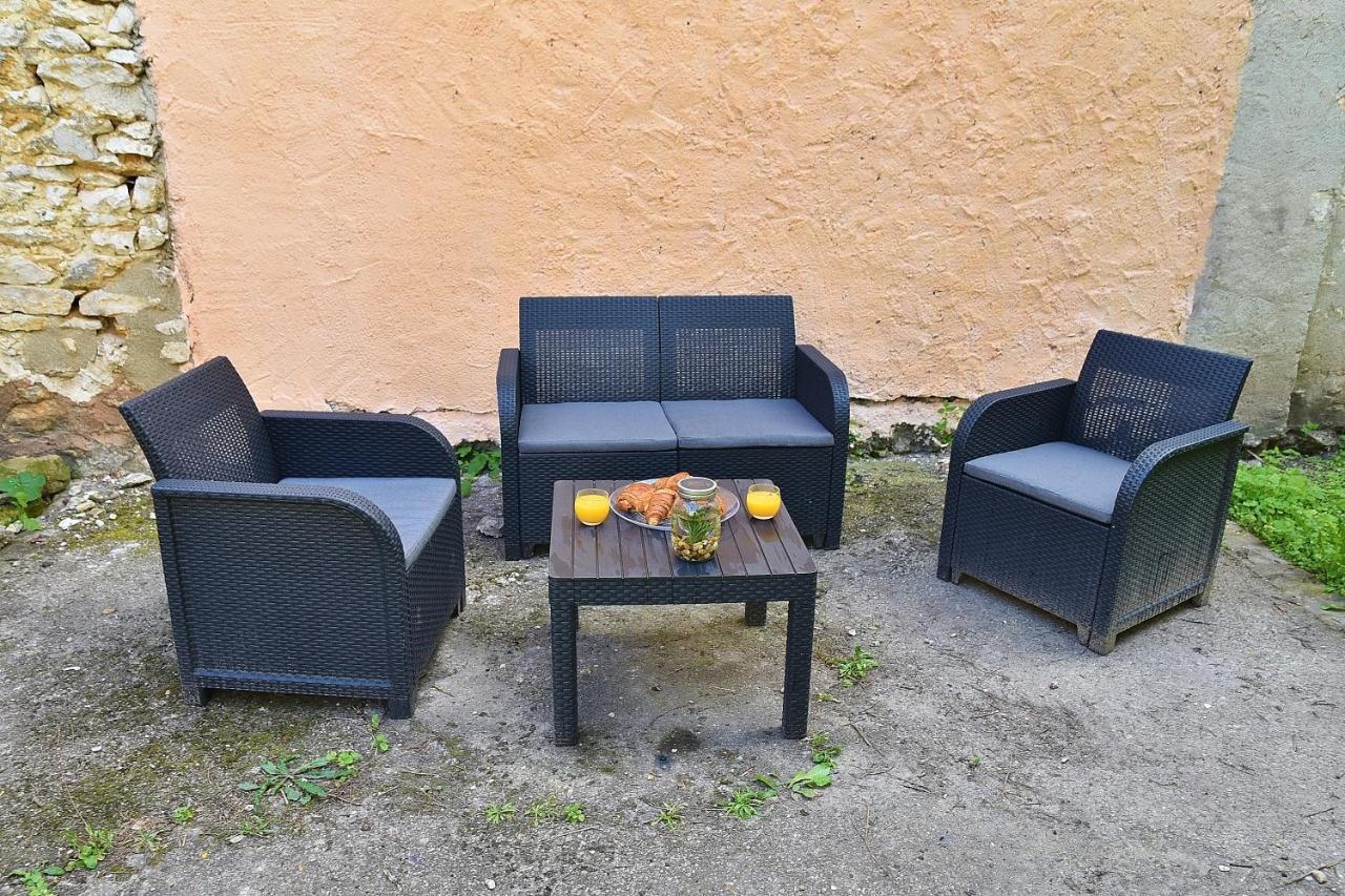 Apartament Secret Garden - Duplex Moderne - Jardin - Netflix - Provins Zewnętrze zdjęcie